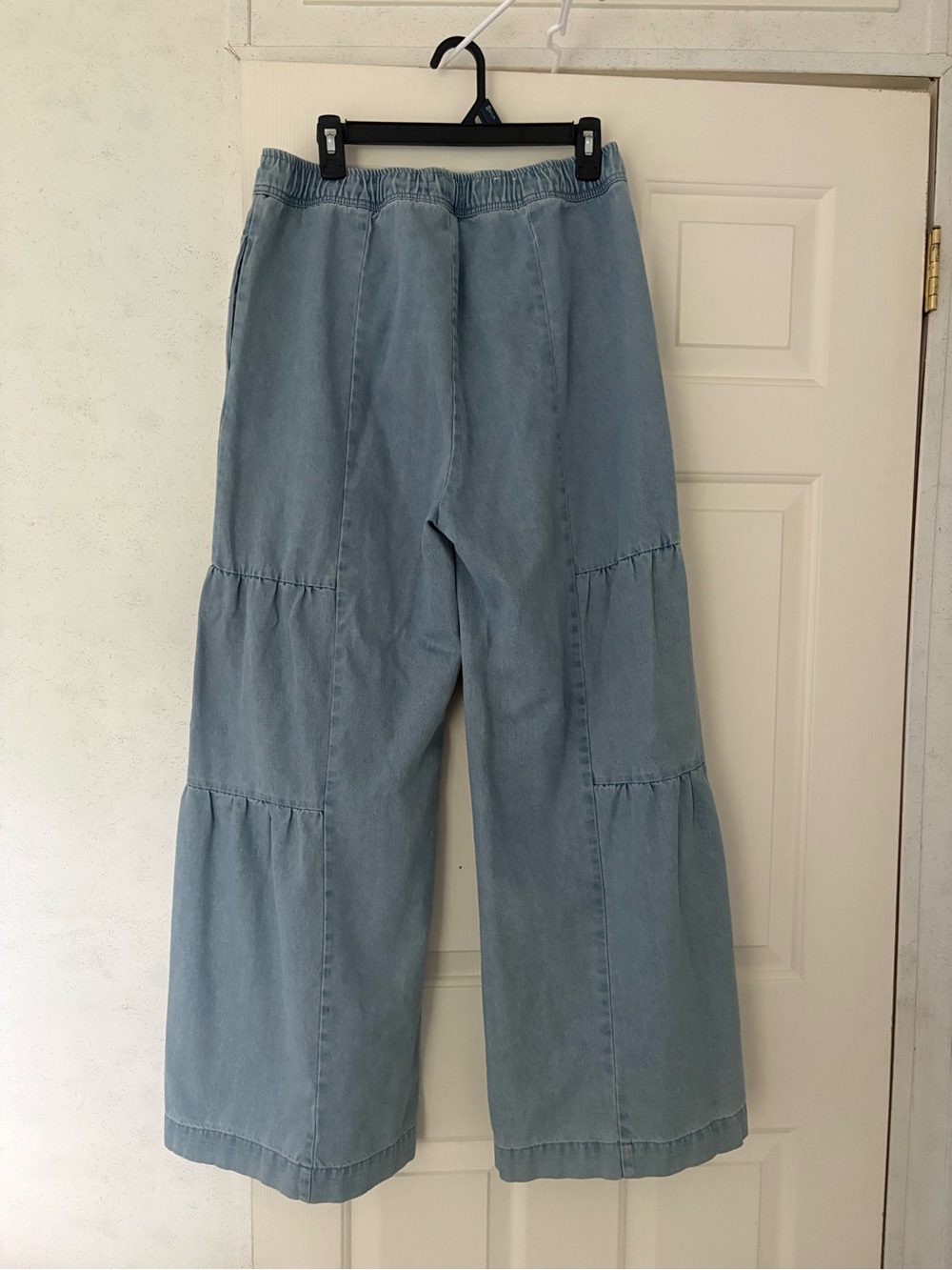 Light Blue Tiered Wide-Leg Jeans - Picture 3 of 3
